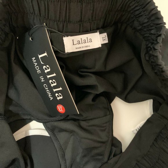 LaLaLa Womens NIB Zip Pocket Quick Dry Athletic Running Shorts with Liner XL - Picture 7 of 7